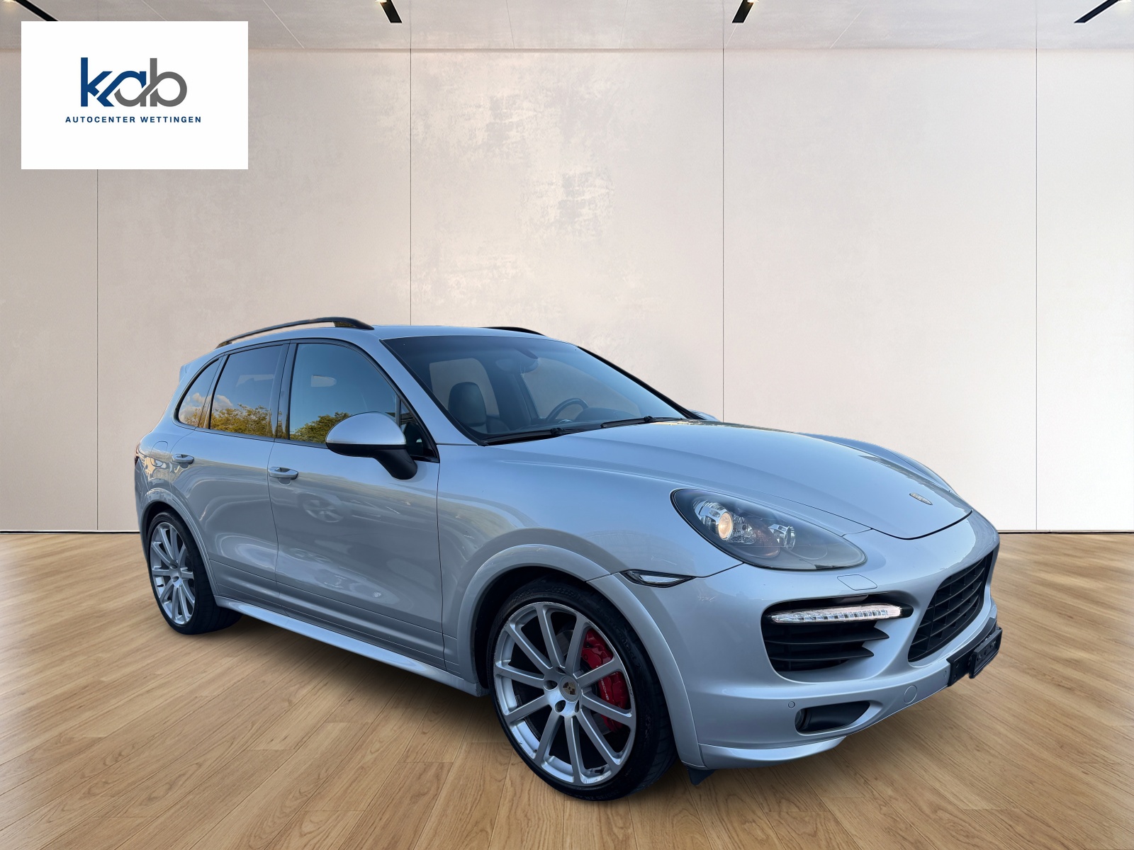 PORSCHE Cayenne GTS-showroom-element-2