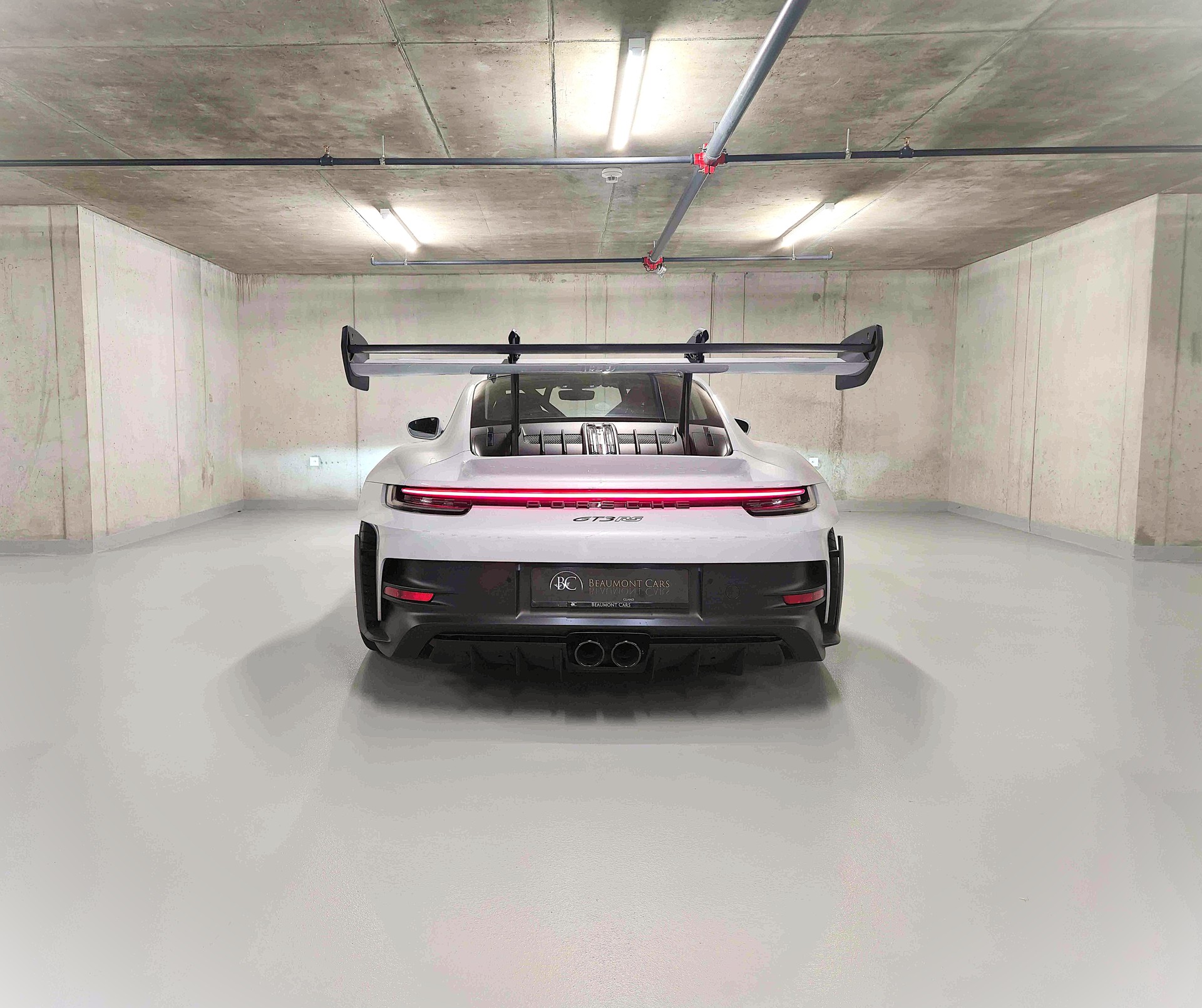 PORSCHE 911 GT3 RS-image-5