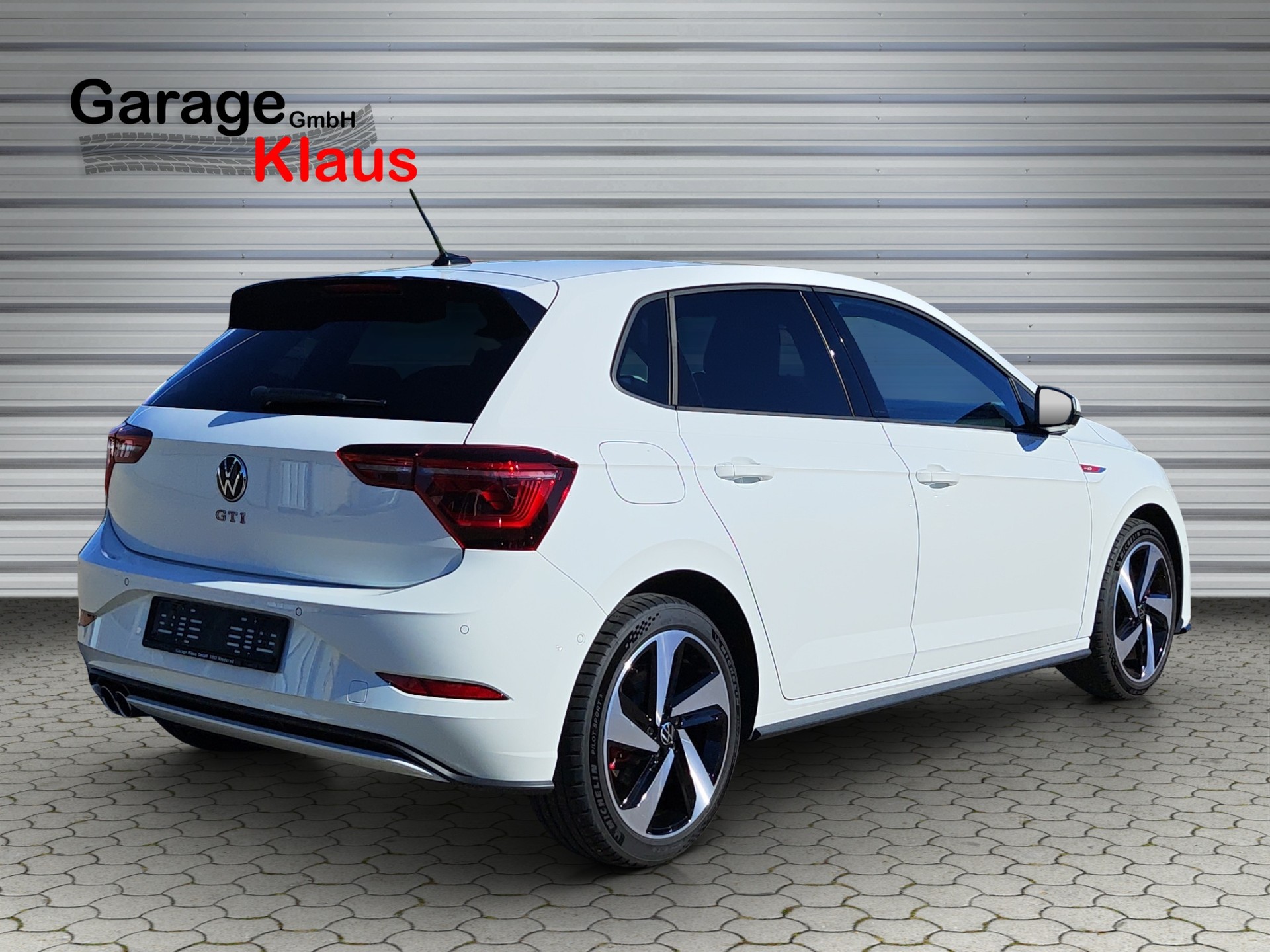 VW Polo 2.0 TSI GTI DSG-image-5