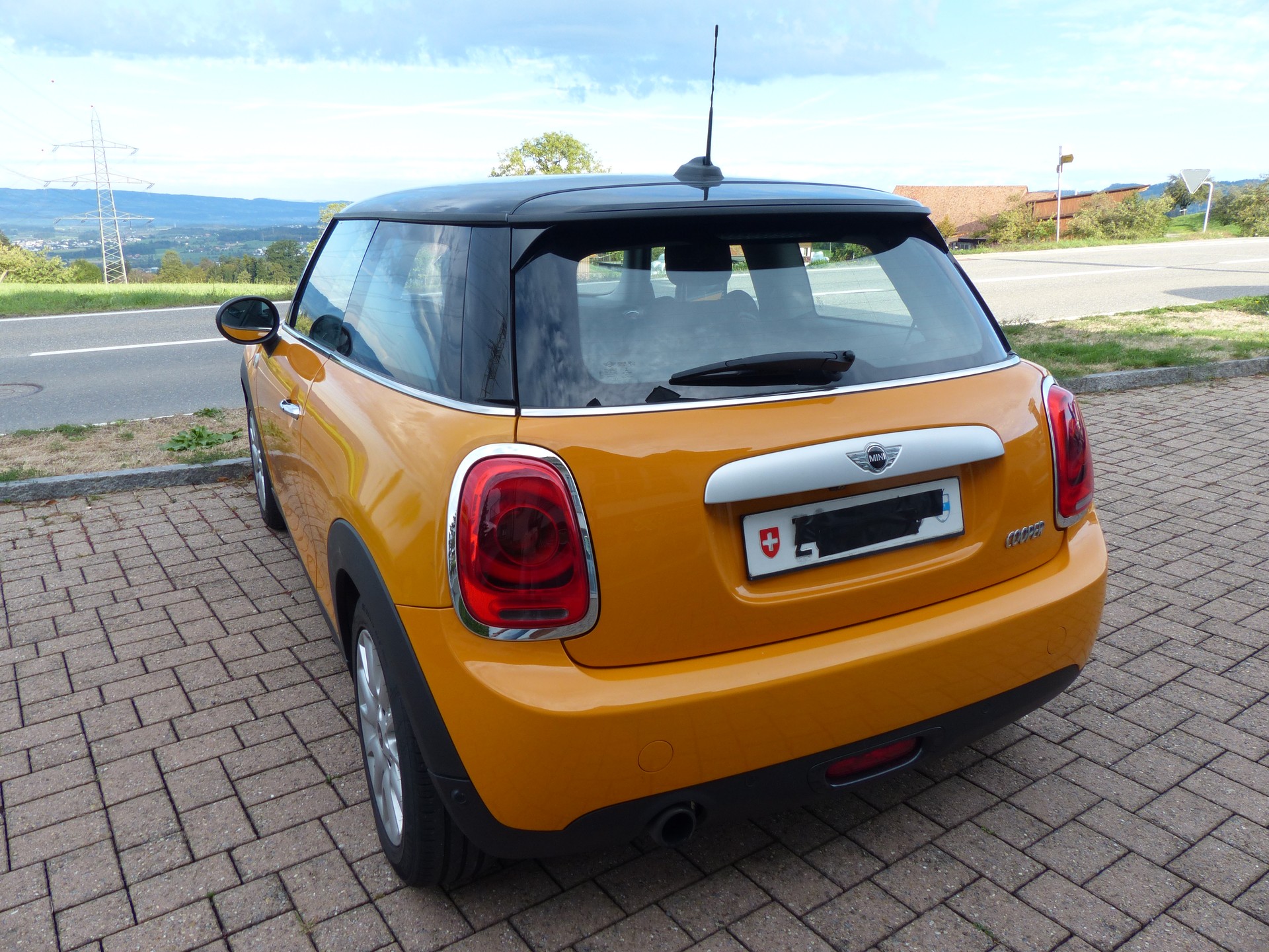 MINI Cooper Steptronic-image-8