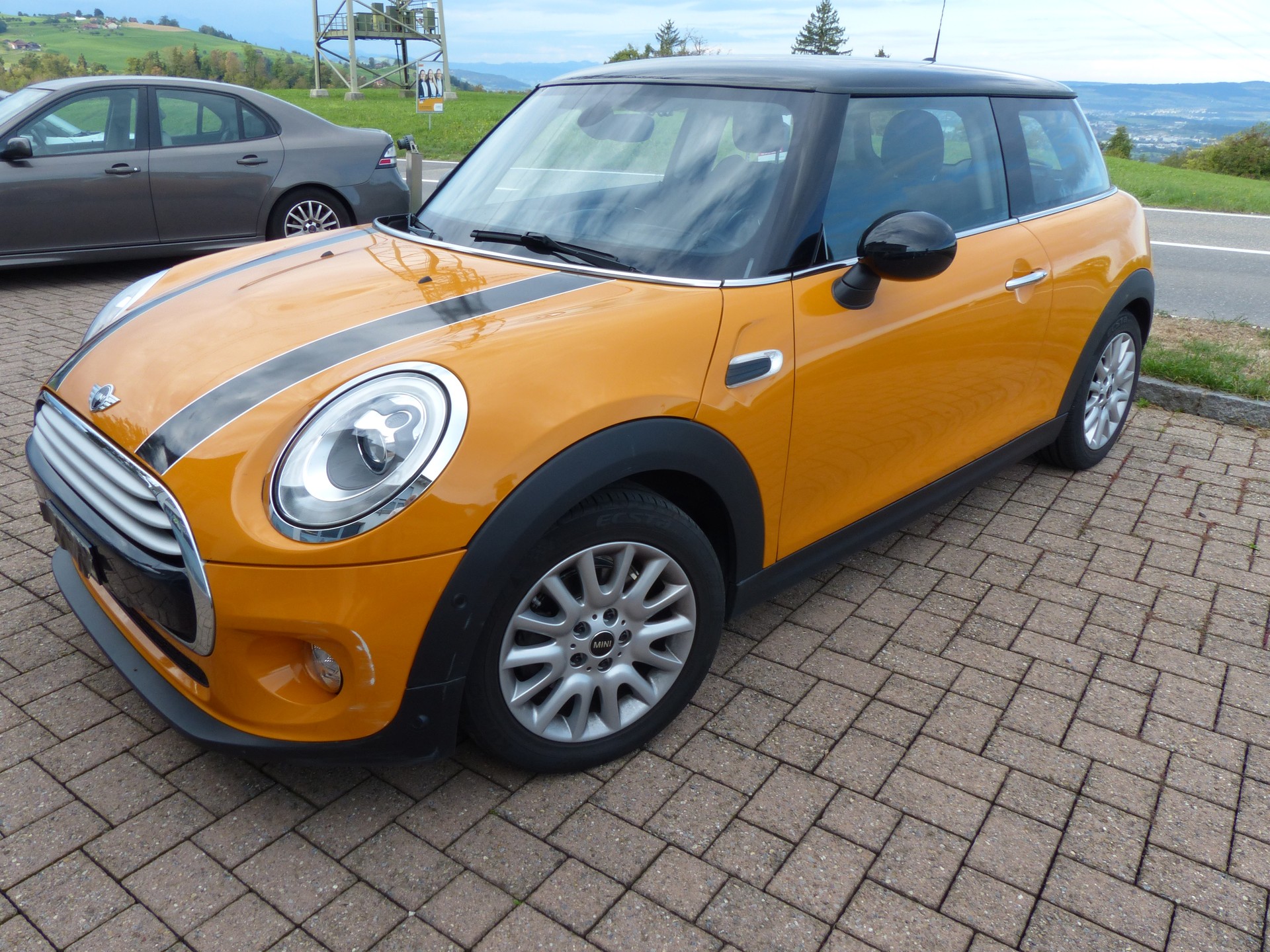 MINI Cooper Steptronic-image-4
