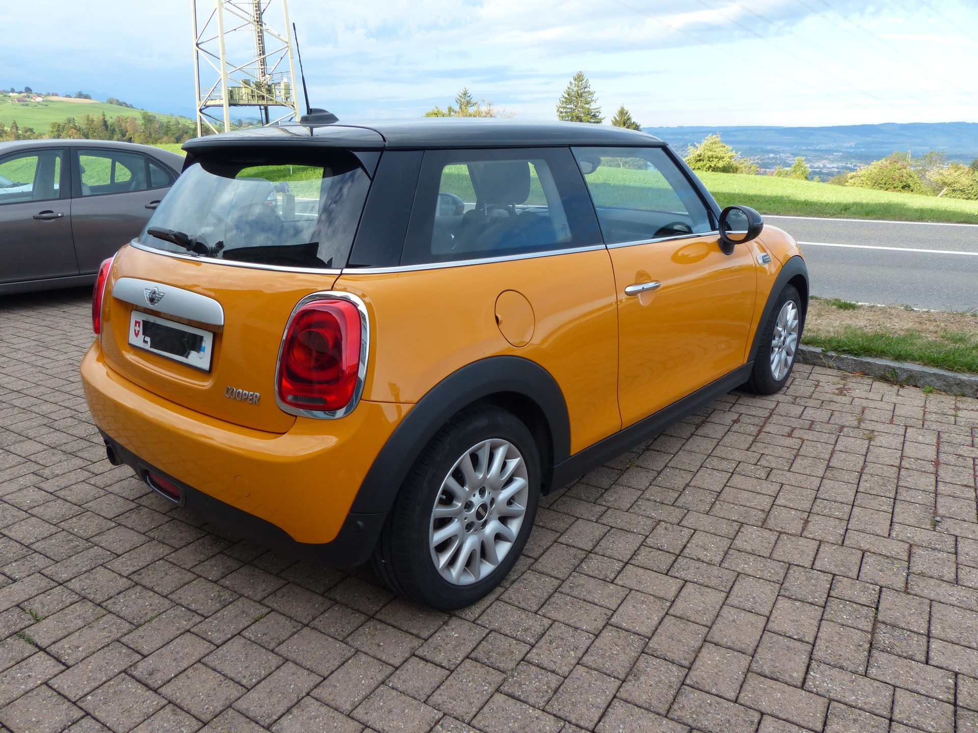 MINI Cooper Steptronic-image-7