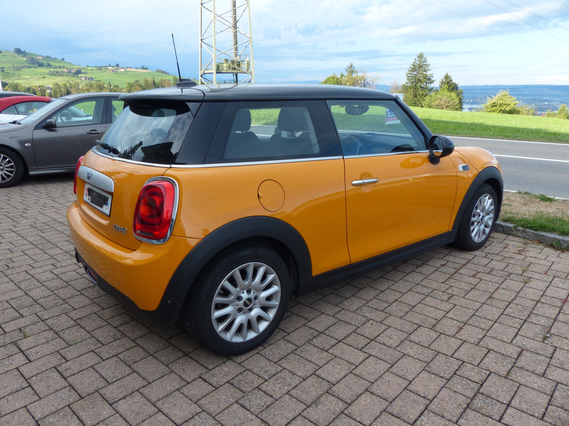 MINI Cooper Steptronic-image-6