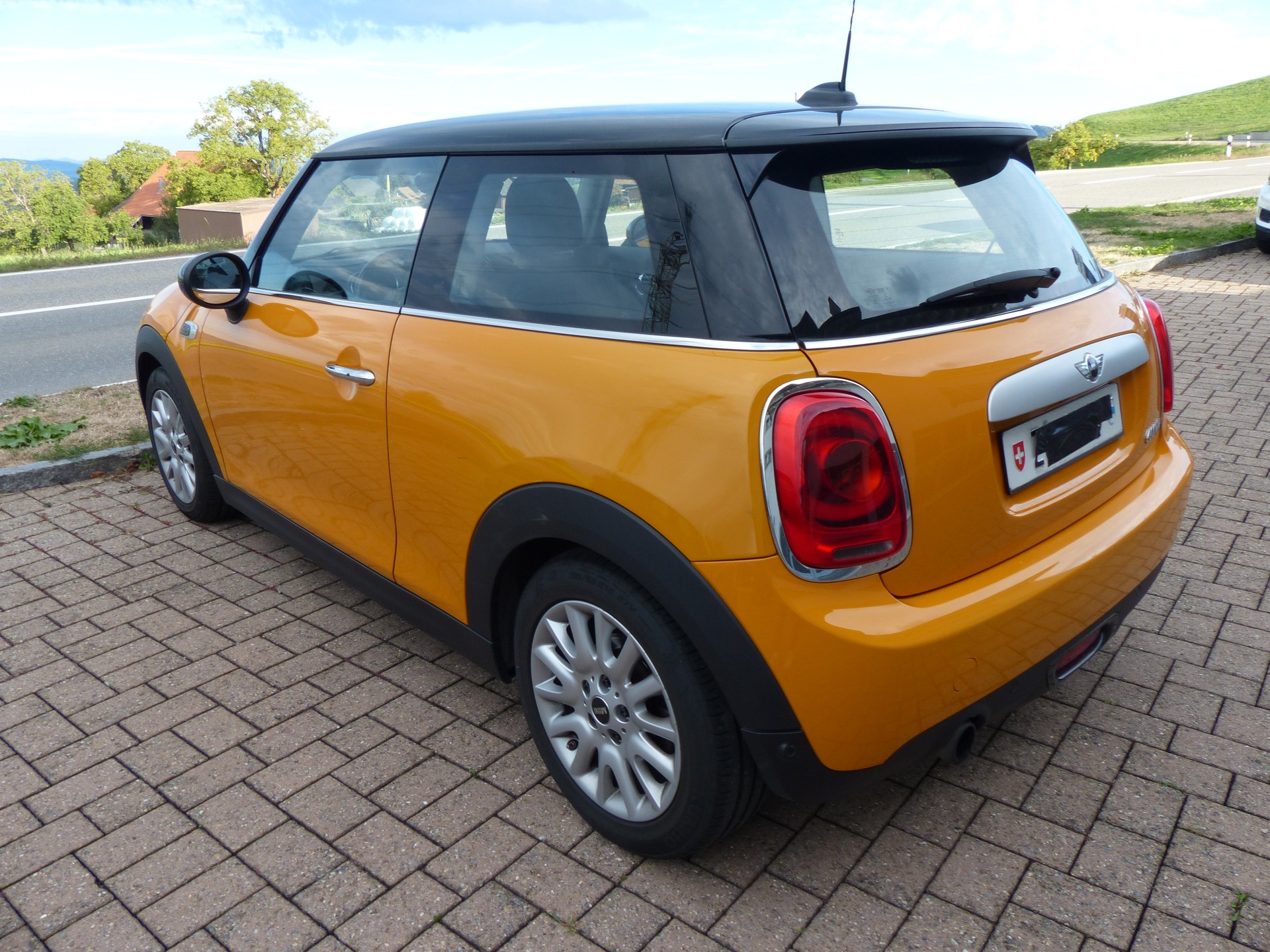 MINI Cooper Steptronic-image-5