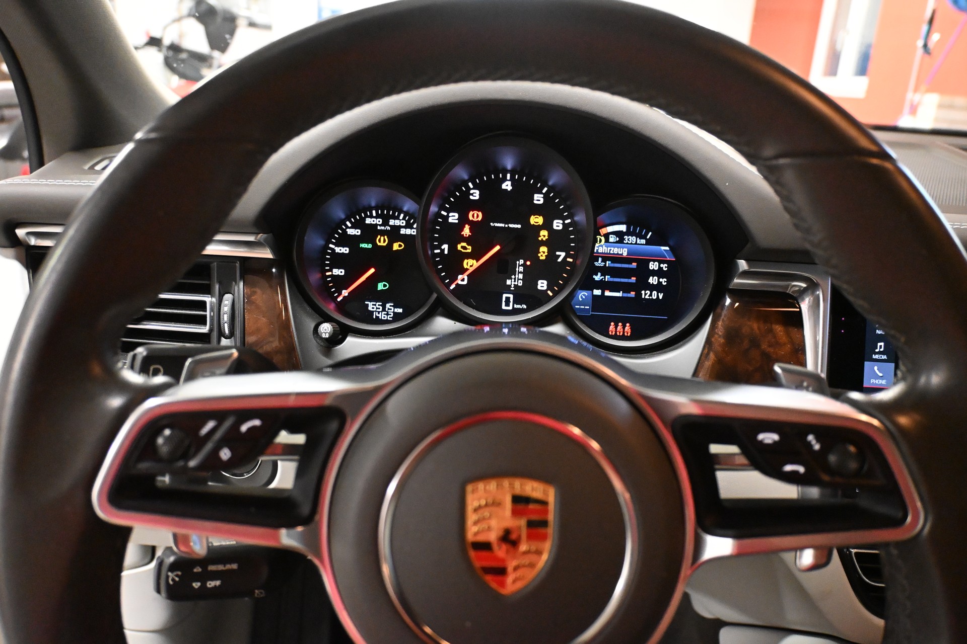 PORSCHE 2.0-image-3