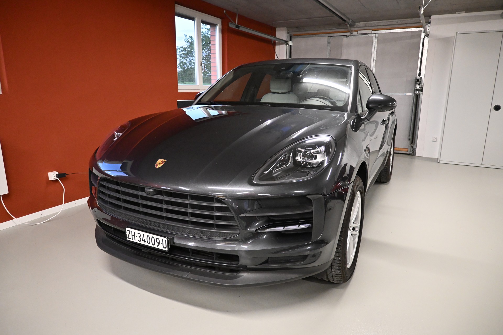 PORSCHE 2.0-image-0