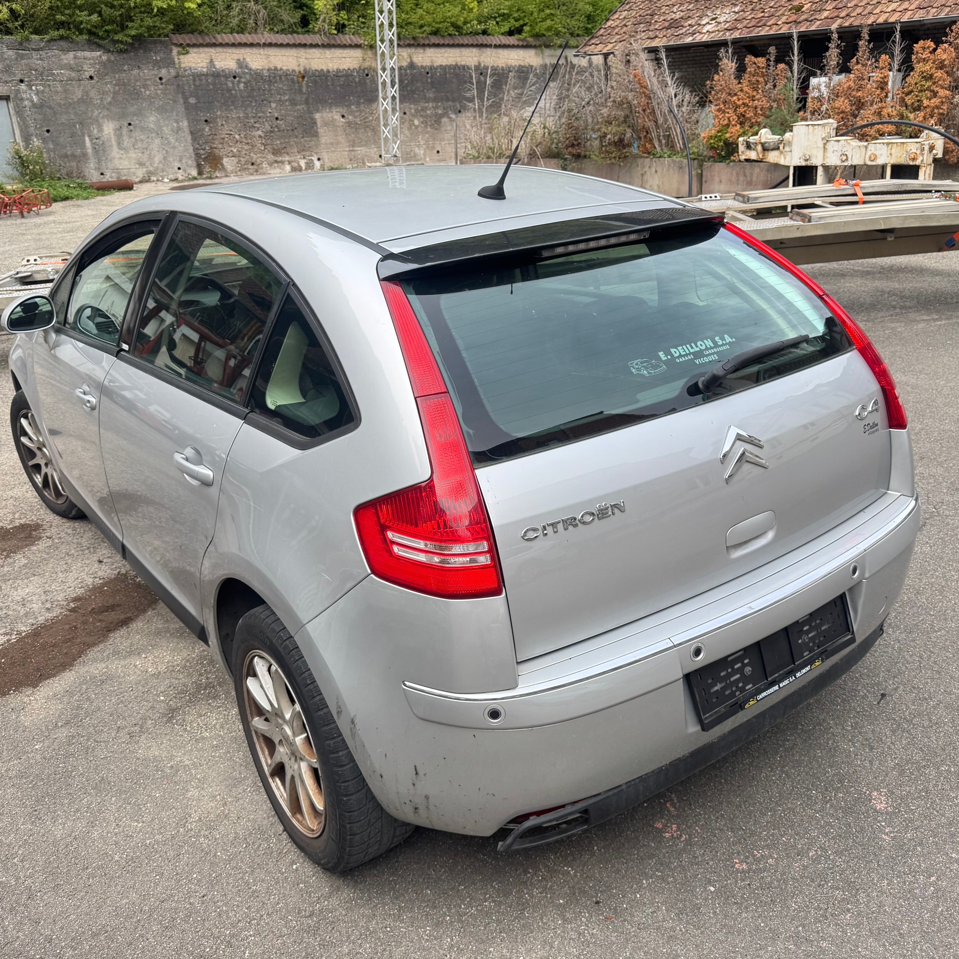 CITROEN C4 Berline 2.0i 16V VTR Automatic-image-3