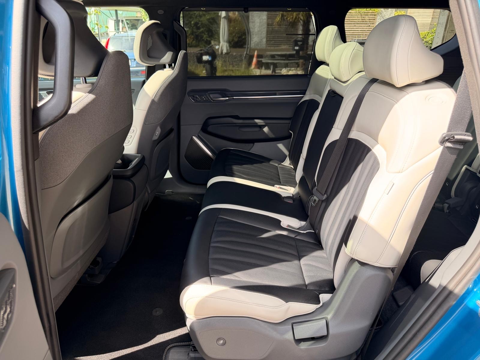 KIA EV9 99,8 kWh GT-Line 4x4 7 Plätze-image-10