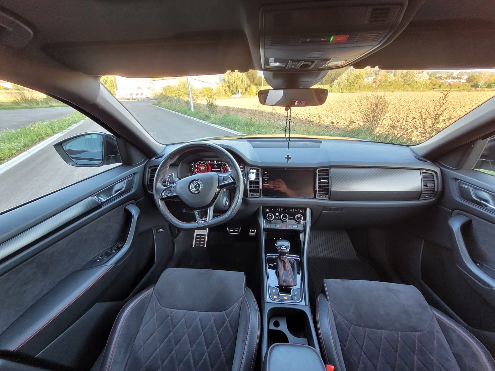 SKODA 2.0 Bi-TDI 240 RS DSG-image-1