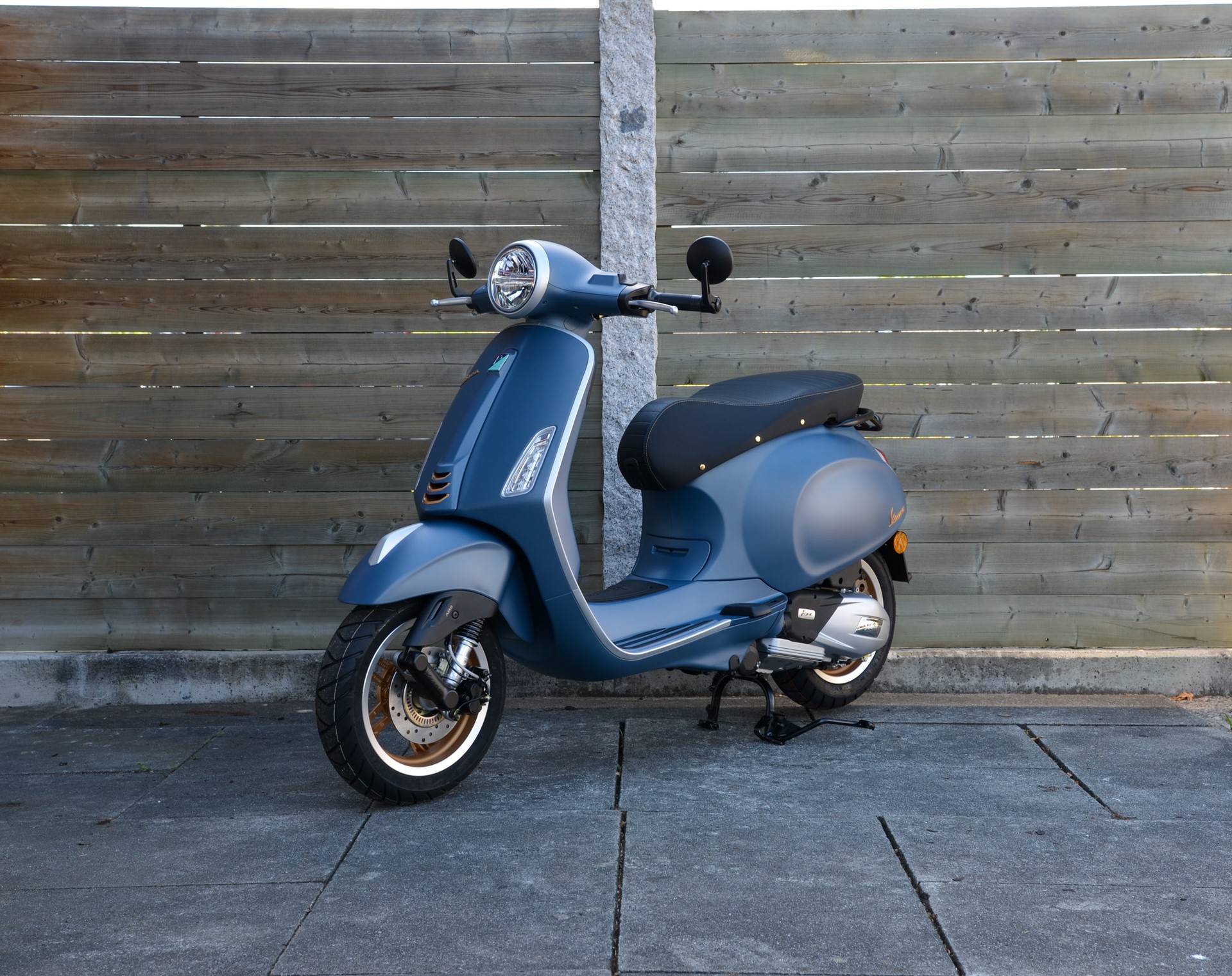 PIAGGIO Vespa 125 Primavera officina 8-showroom-element-3