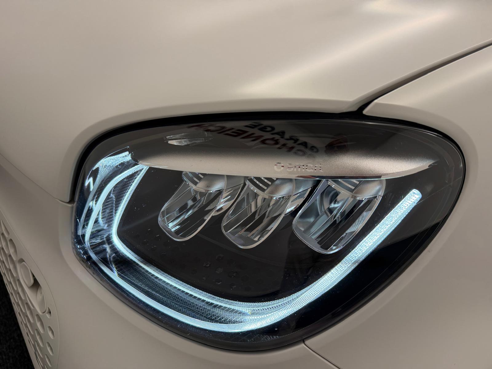SMART Fortwo Coupé EQ Prime-image-7