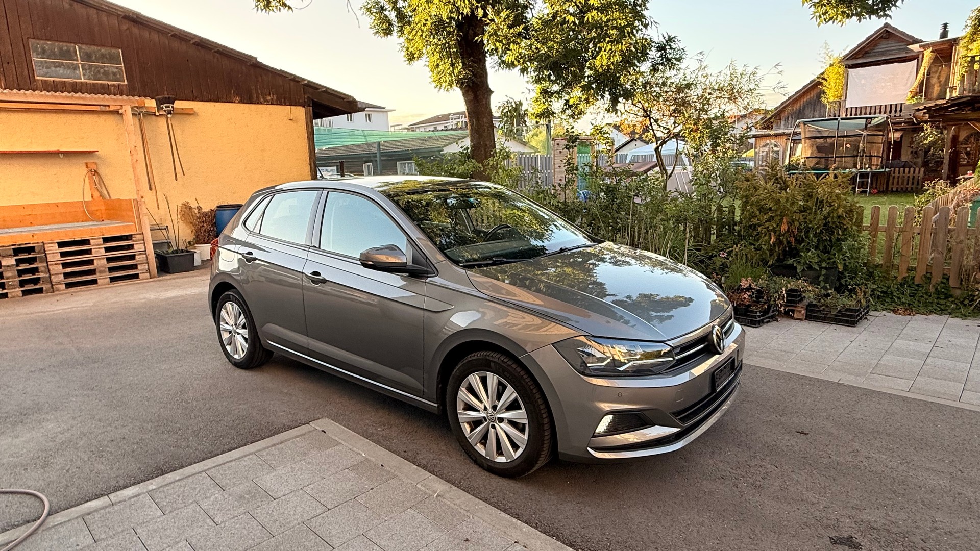 VW POLO-image-4