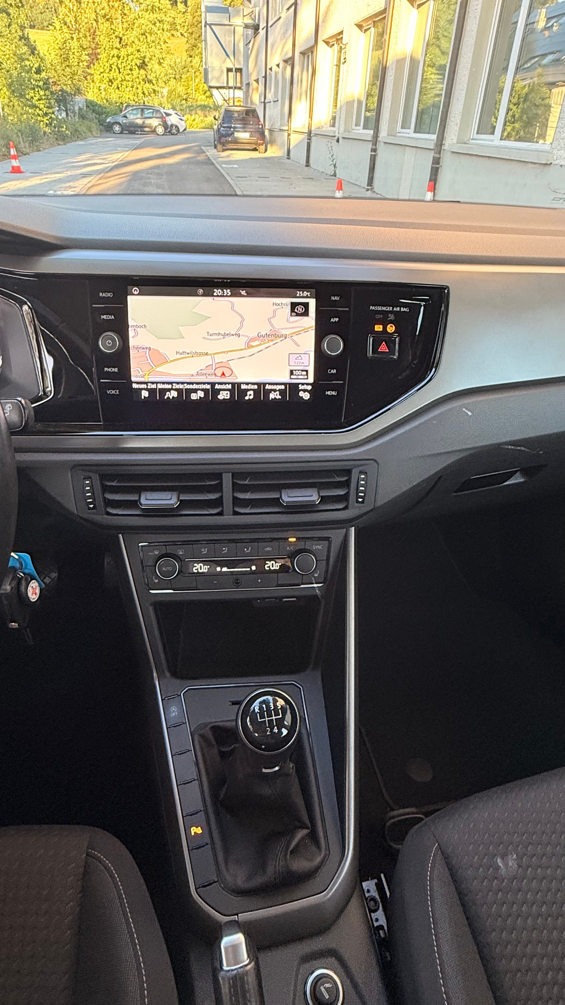 VW POLO-image-13