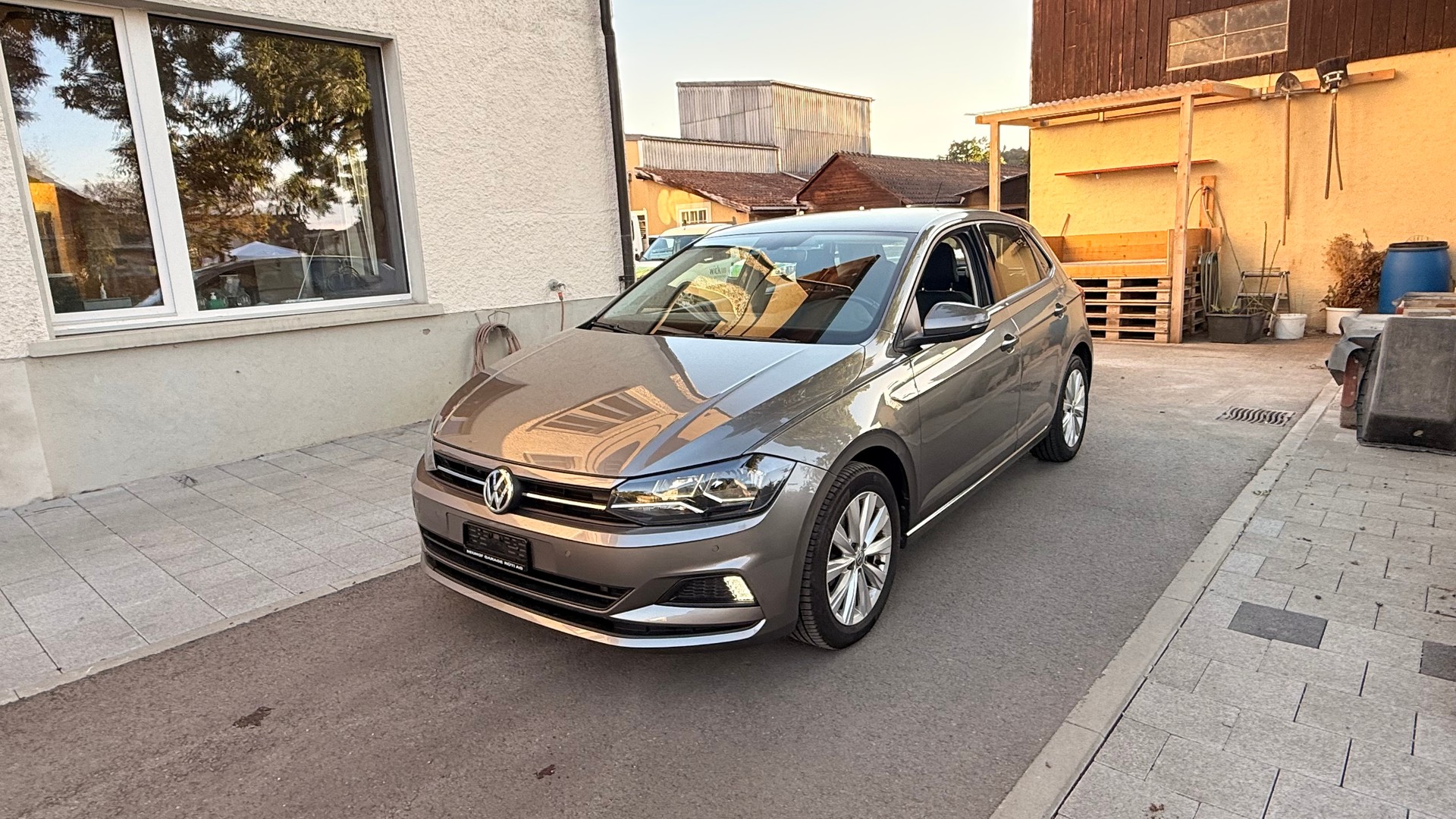 VW POLO-image-2