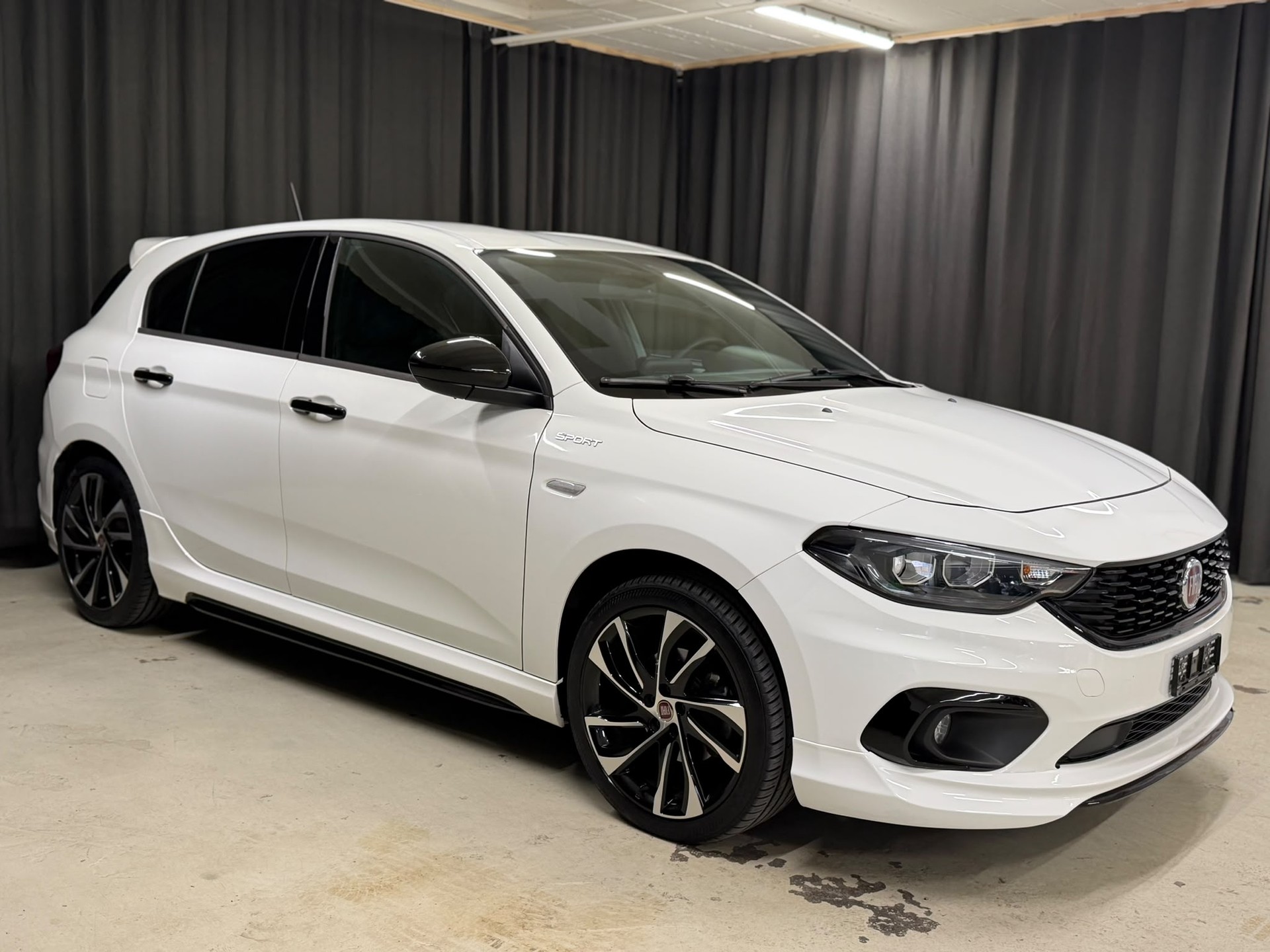FIAT Tipo 1.6MJ Sport DCT-6-image-1