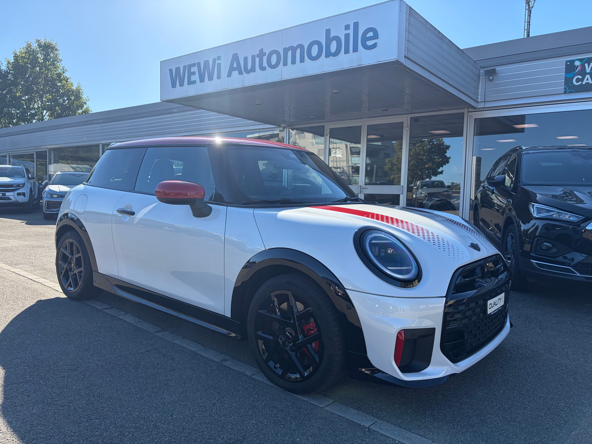 MINI Cooper John Cooper Works DKG-image-0