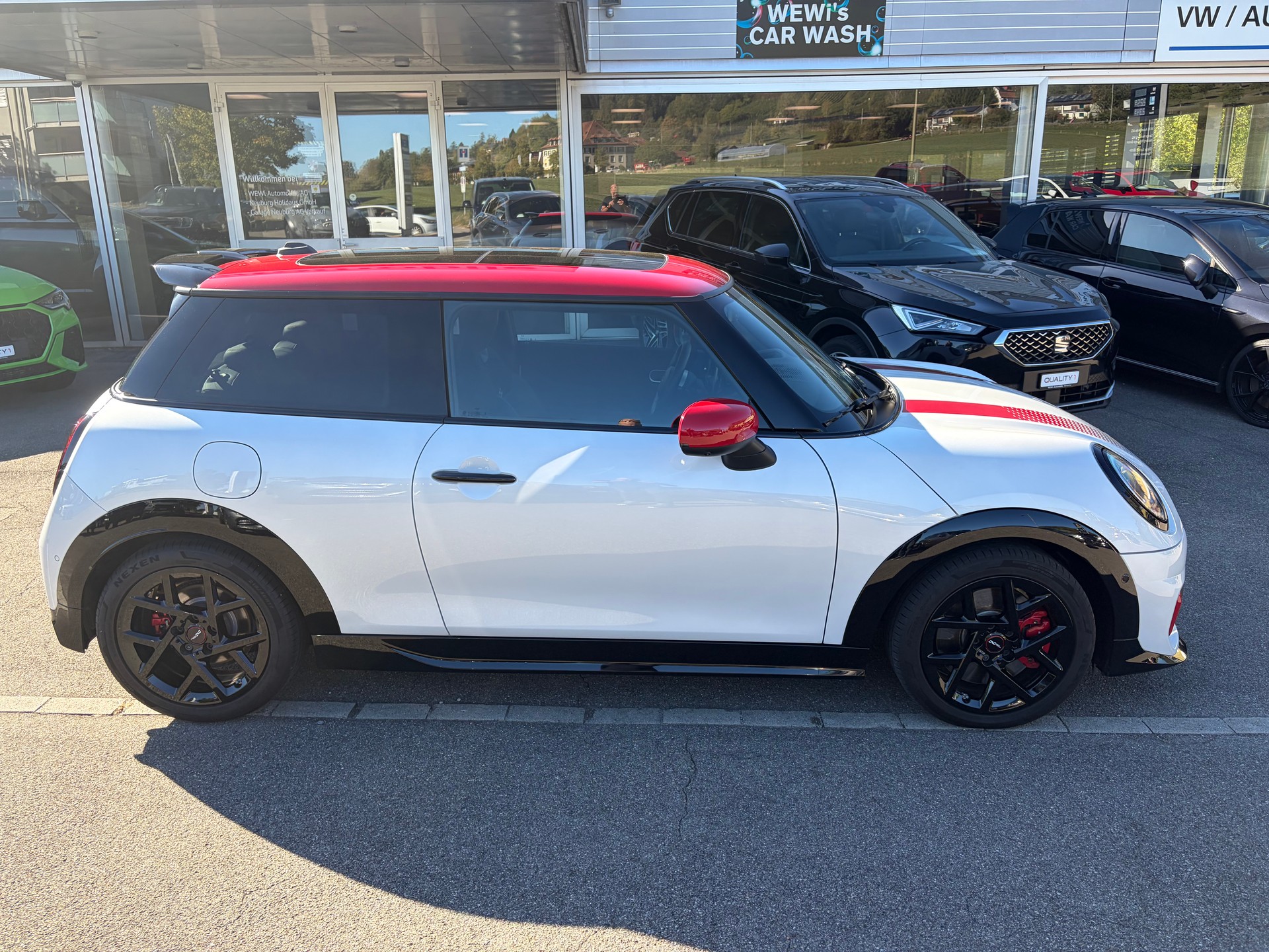 MINI Cooper John Cooper Works DKG-image-6