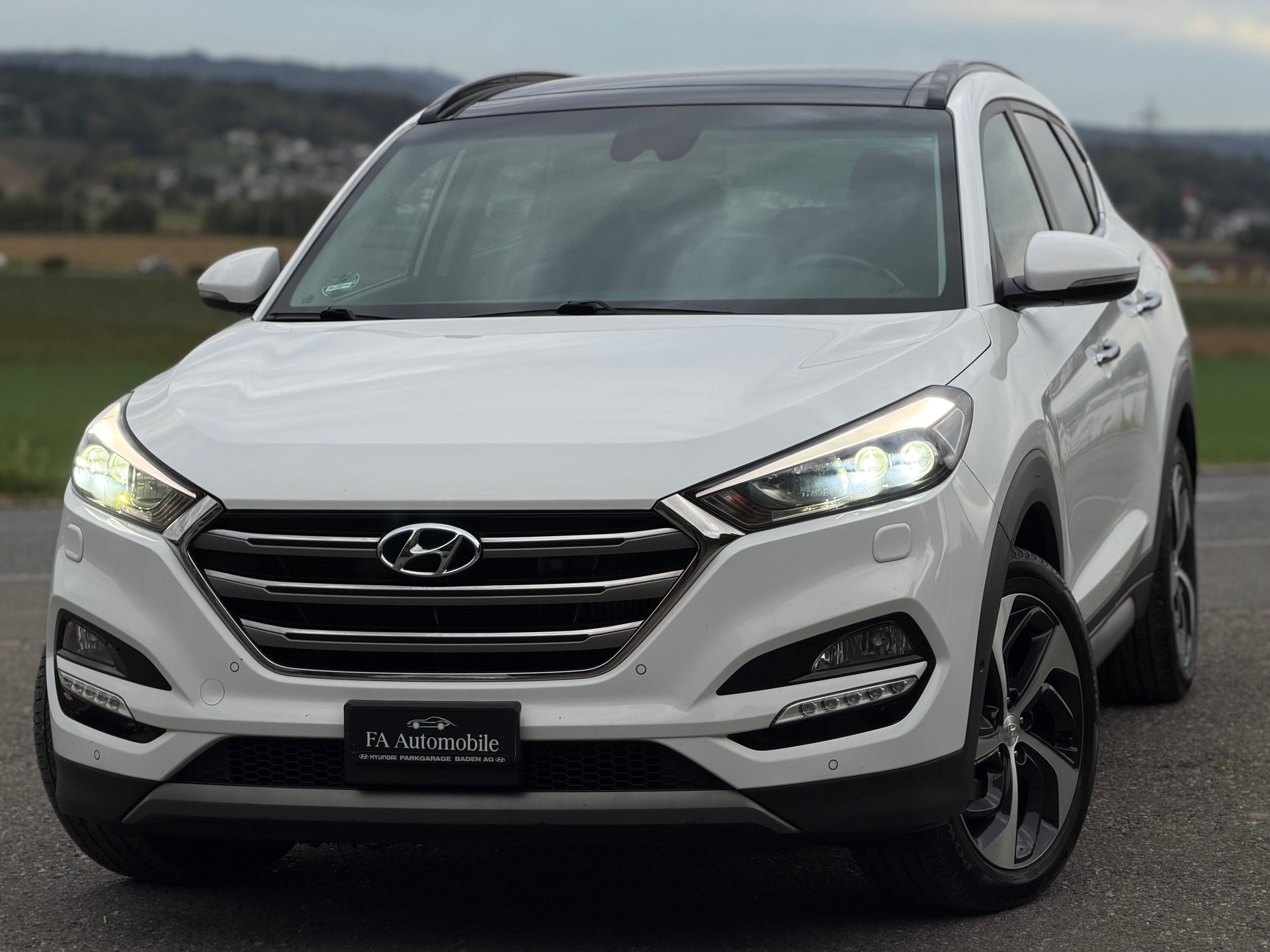 HYUNDAI Tucson 2.0 CRDI Launch Edition 4WD Automatic-image-1