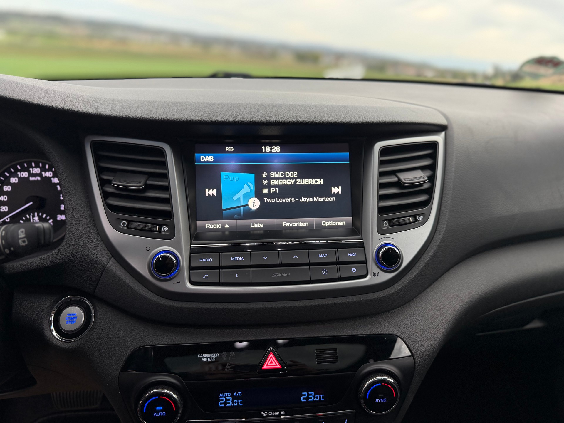 HYUNDAI Tucson 2.0 CRDI Launch Edition 4WD Automatic-image-16