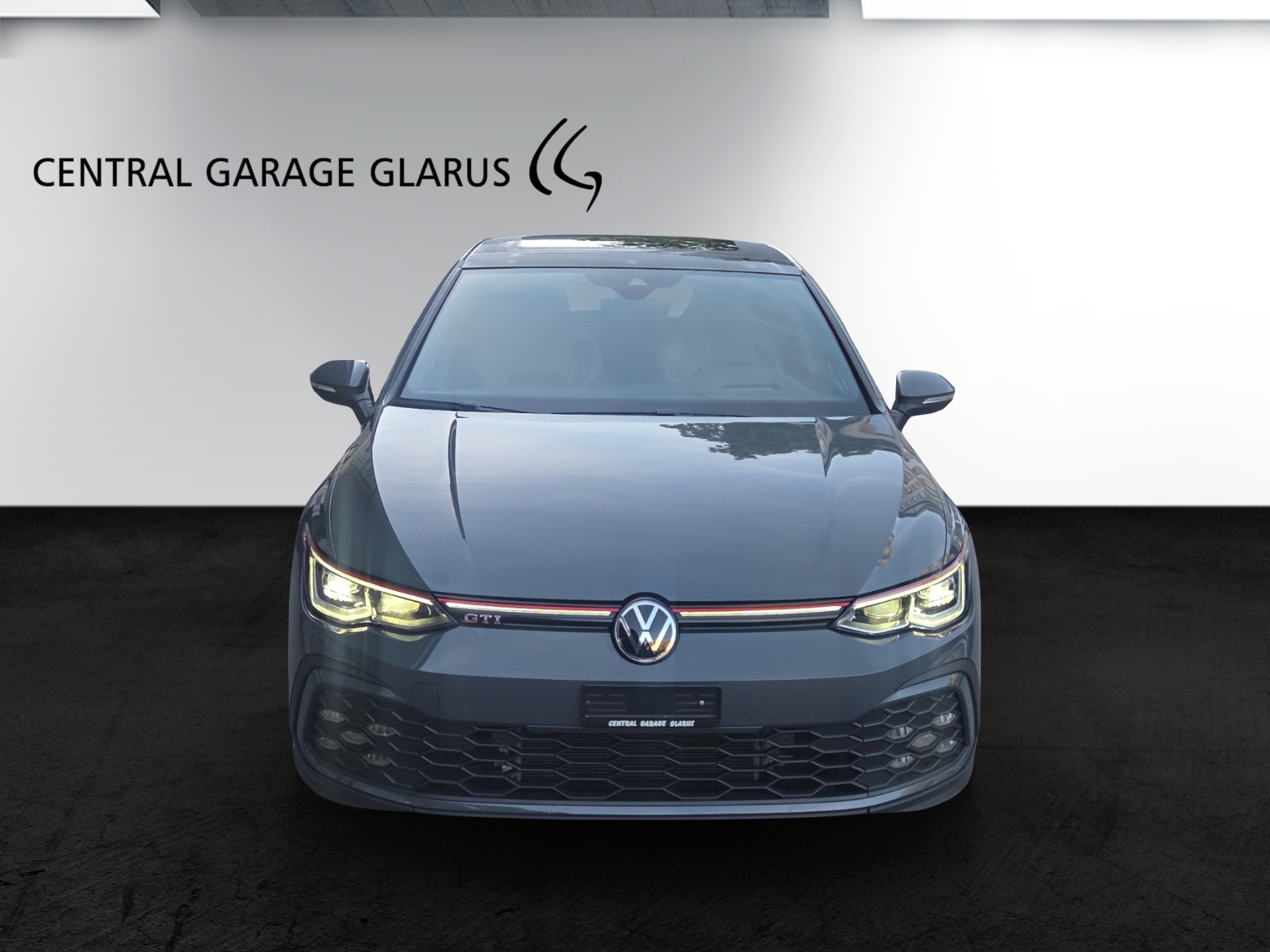 VW Golf 2.0 TSI GTI DSG-image-1