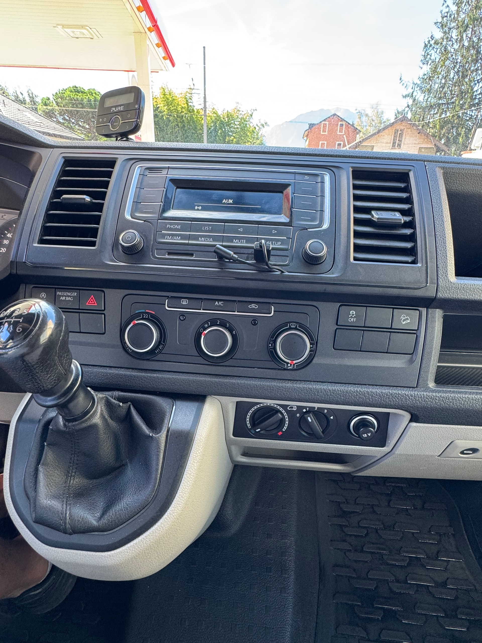 VW T6 2.0 TDI 4Motion-image-12