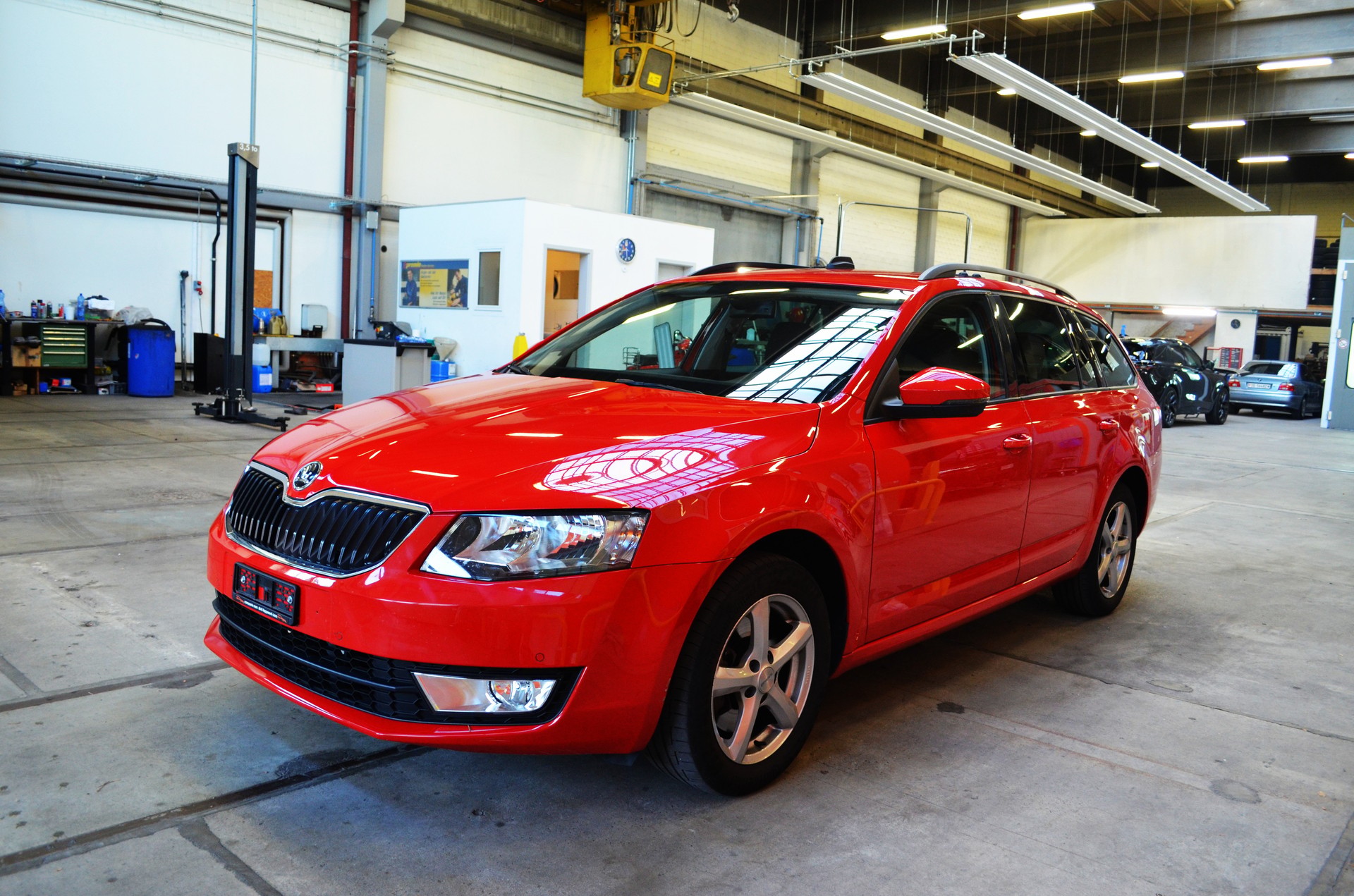SKODA Octavia Combi 1.8 TSI Ambition 4x4 DSG-image-2