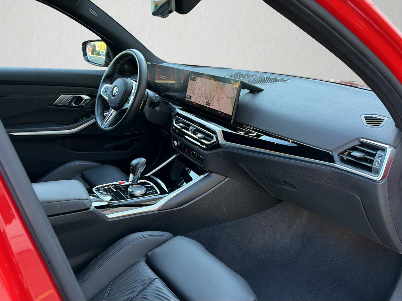 BMW M3 Touring xDrive Competition M-image-13