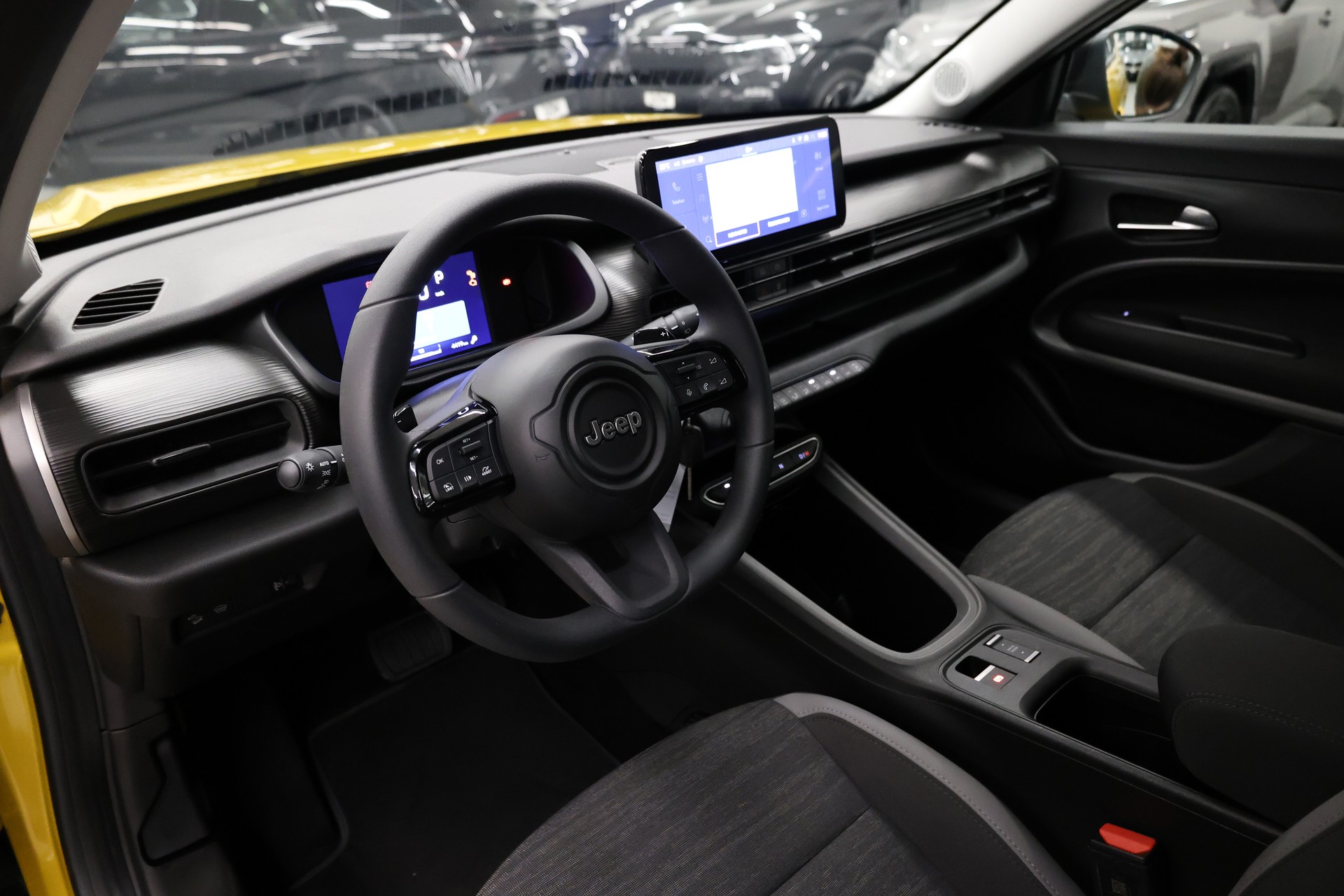 JEEP Avenger 1.2 MHEV Longitude-image-17
