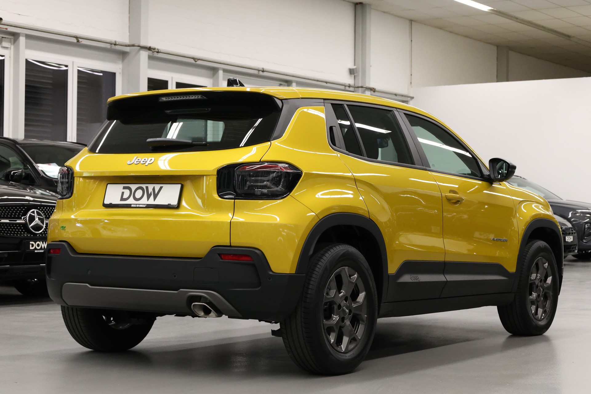 JEEP Avenger 1.2 MHEV Longitude-image-4