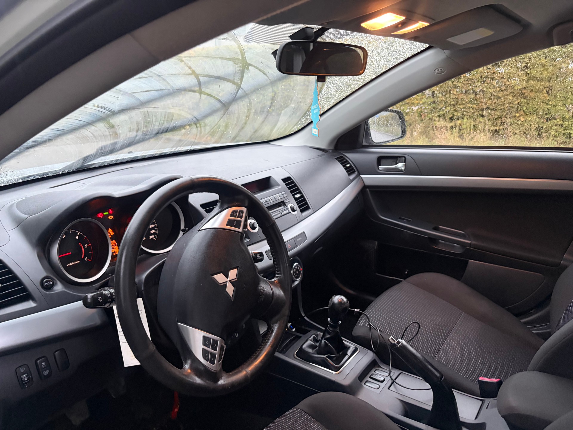 MITSUBISHI Lancer Sportback 1.8 DID Navigator-image-4
