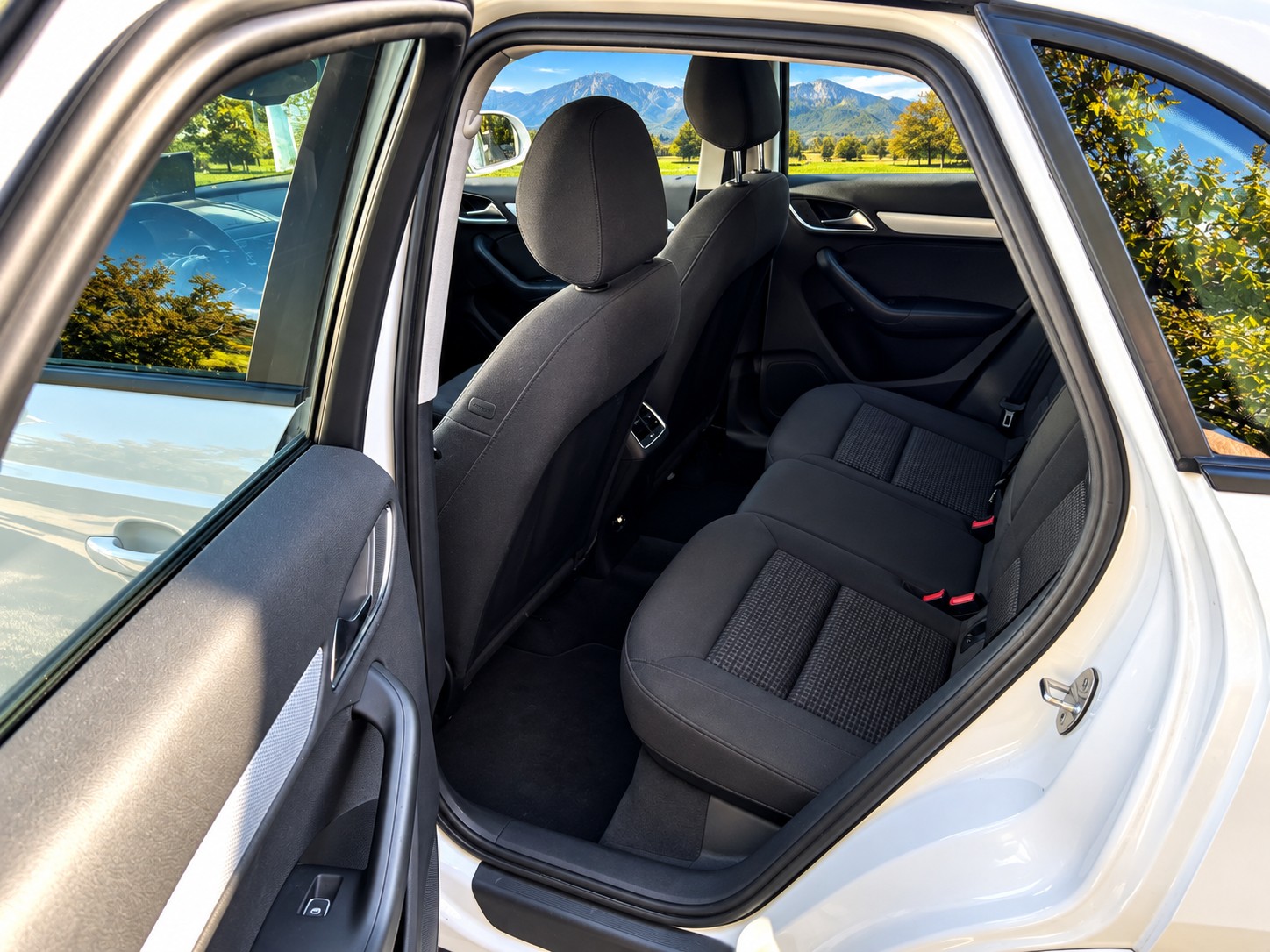 AUDI Q3 1.4 TFSI-image-14