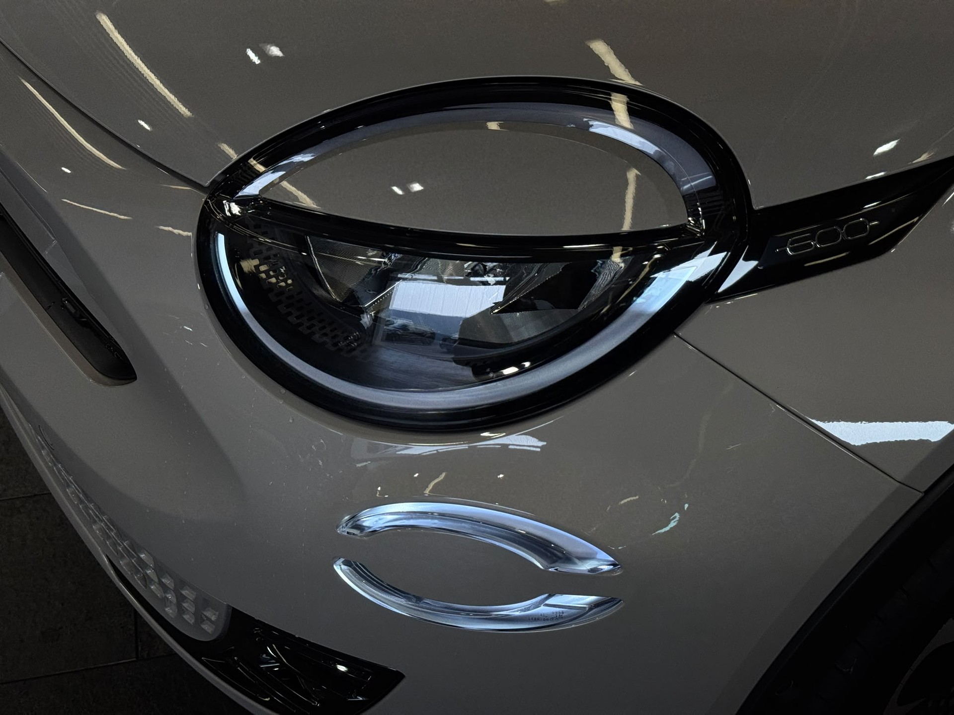 FIAT 600h MildHybrid La Prima-showroom-element-2