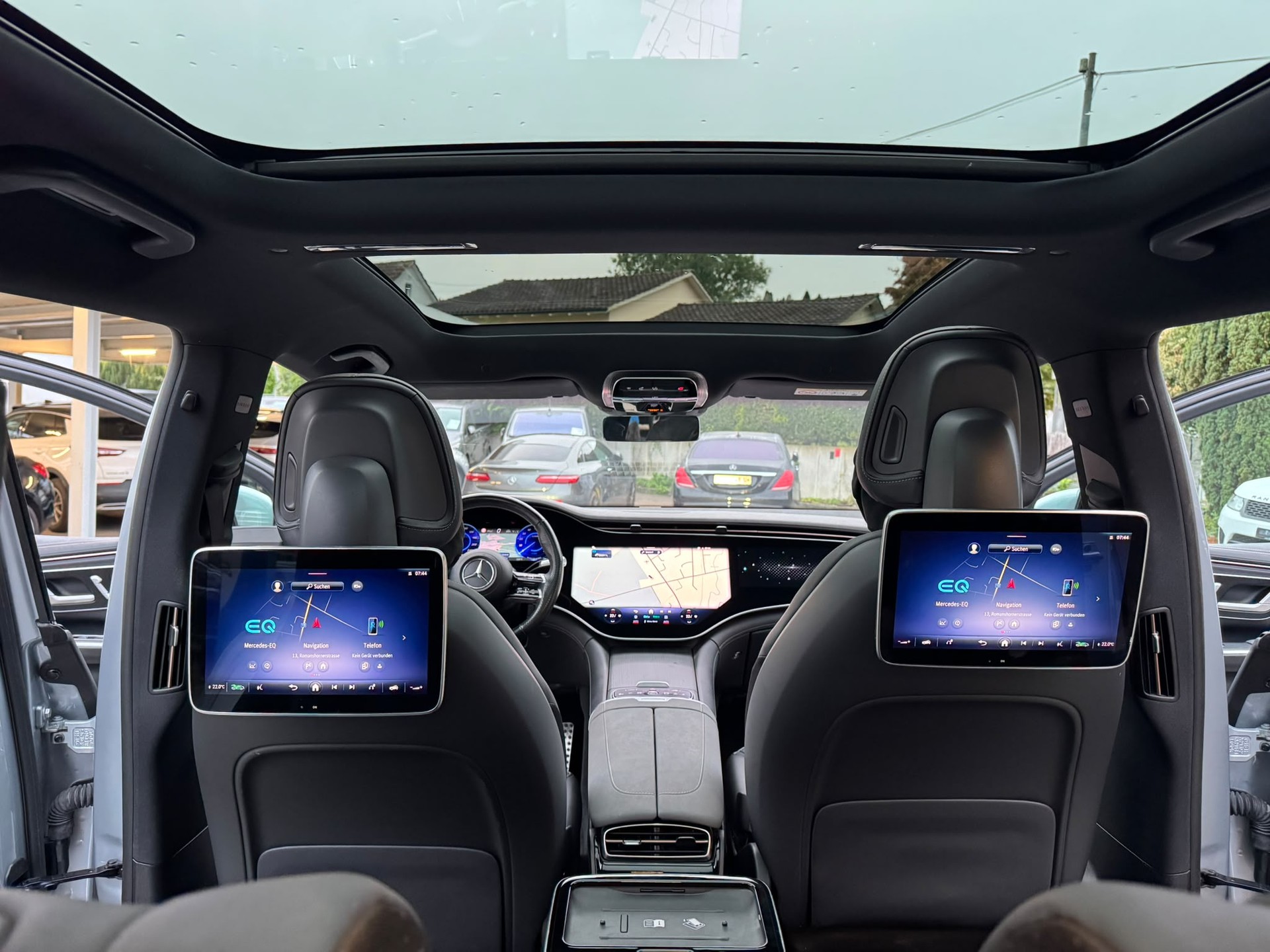 MERCEDES-BENZ EQS SUV 580 4Matic Executive Edition-image-8