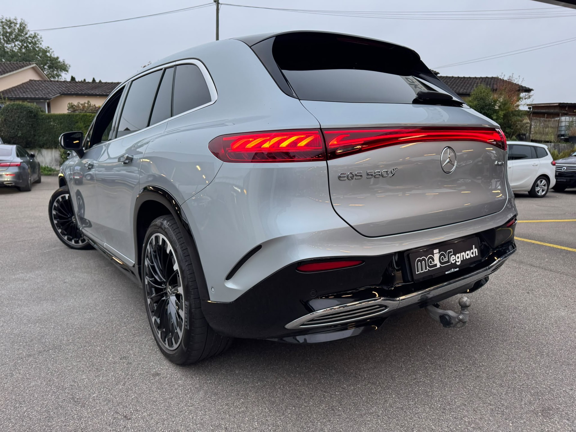 MERCEDES-BENZ EQS SUV 580 4Matic Executive Edition-image-5