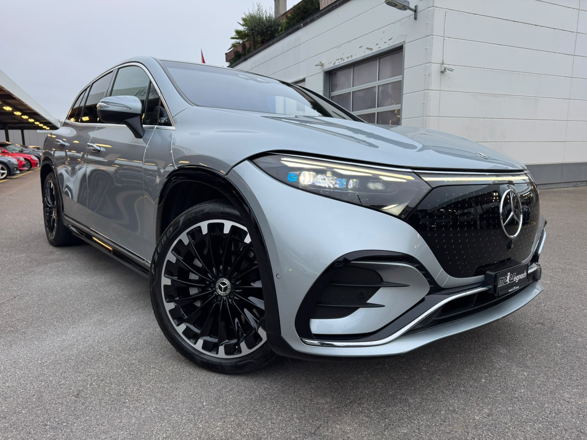 MERCEDES-BENZ EQS SUV 580 4Matic Executive Edition-image-2