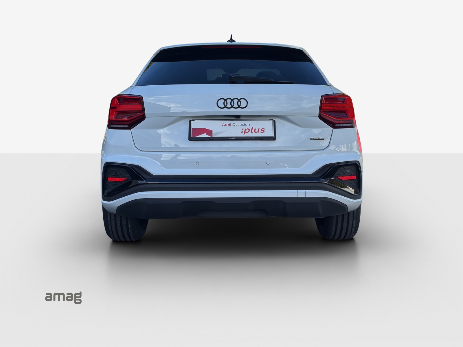 AUDI Q2 40 TFSI S line Attraction quattro S-tronic-showroom-element-3