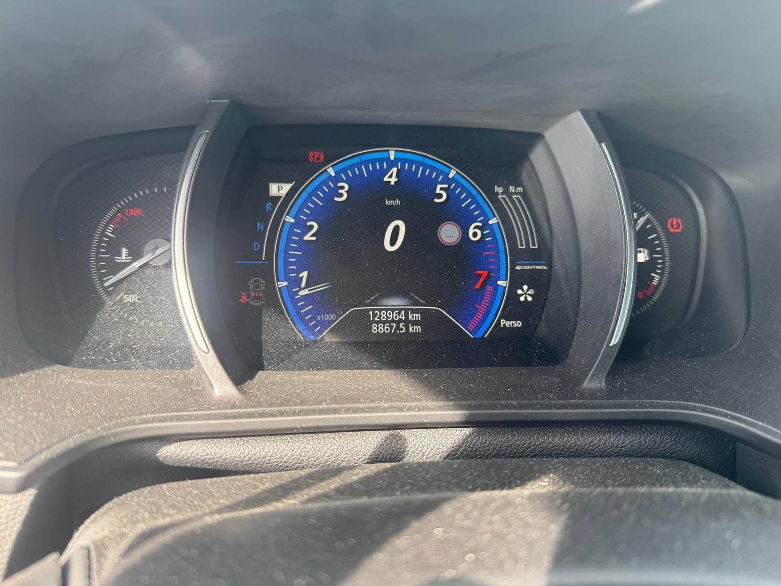 RENAULT Mégane 1.6 TCe 205 GT EDC-image-11