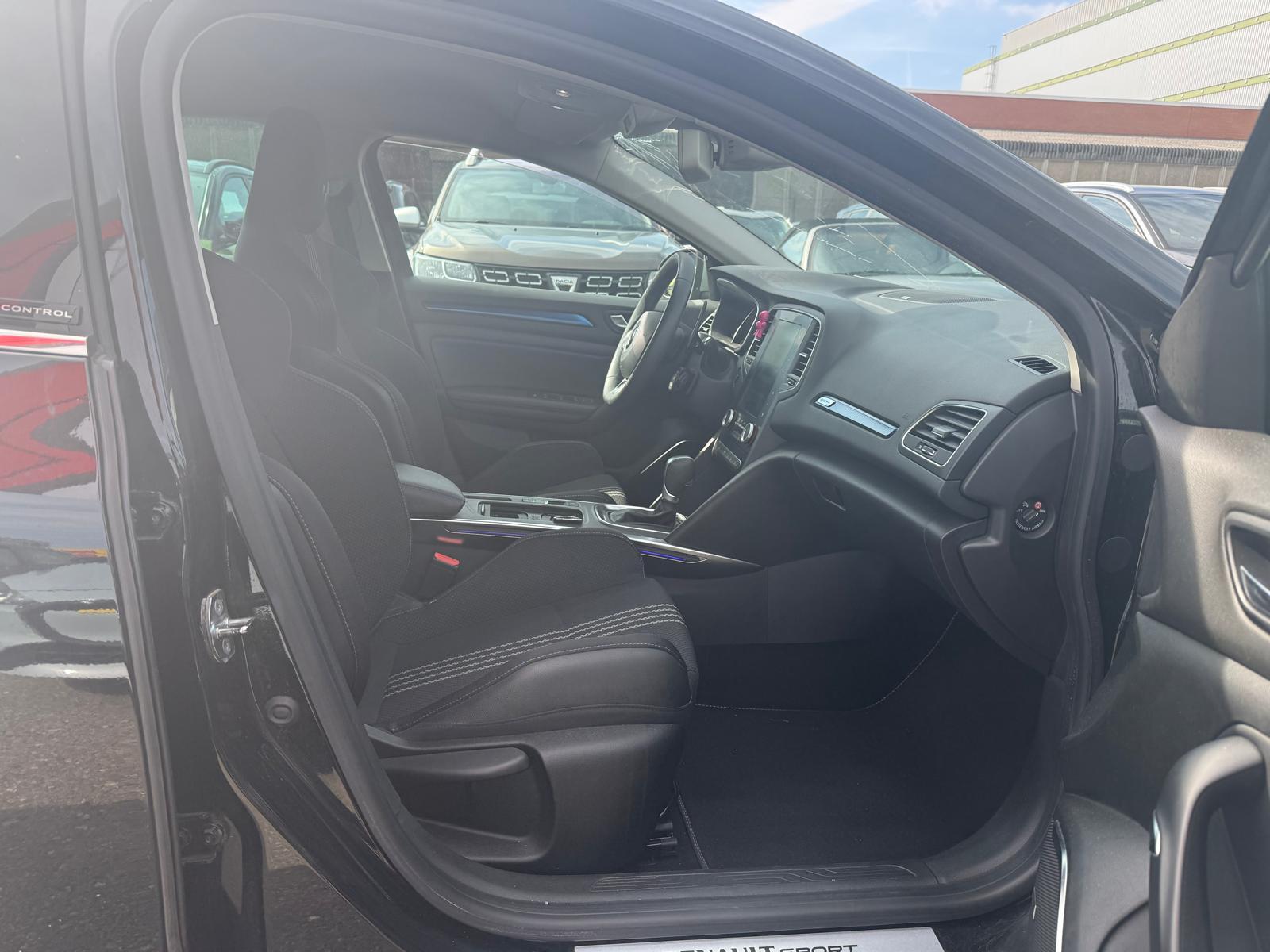 RENAULT Mégane 1.6 TCe 205 GT EDC-image-8