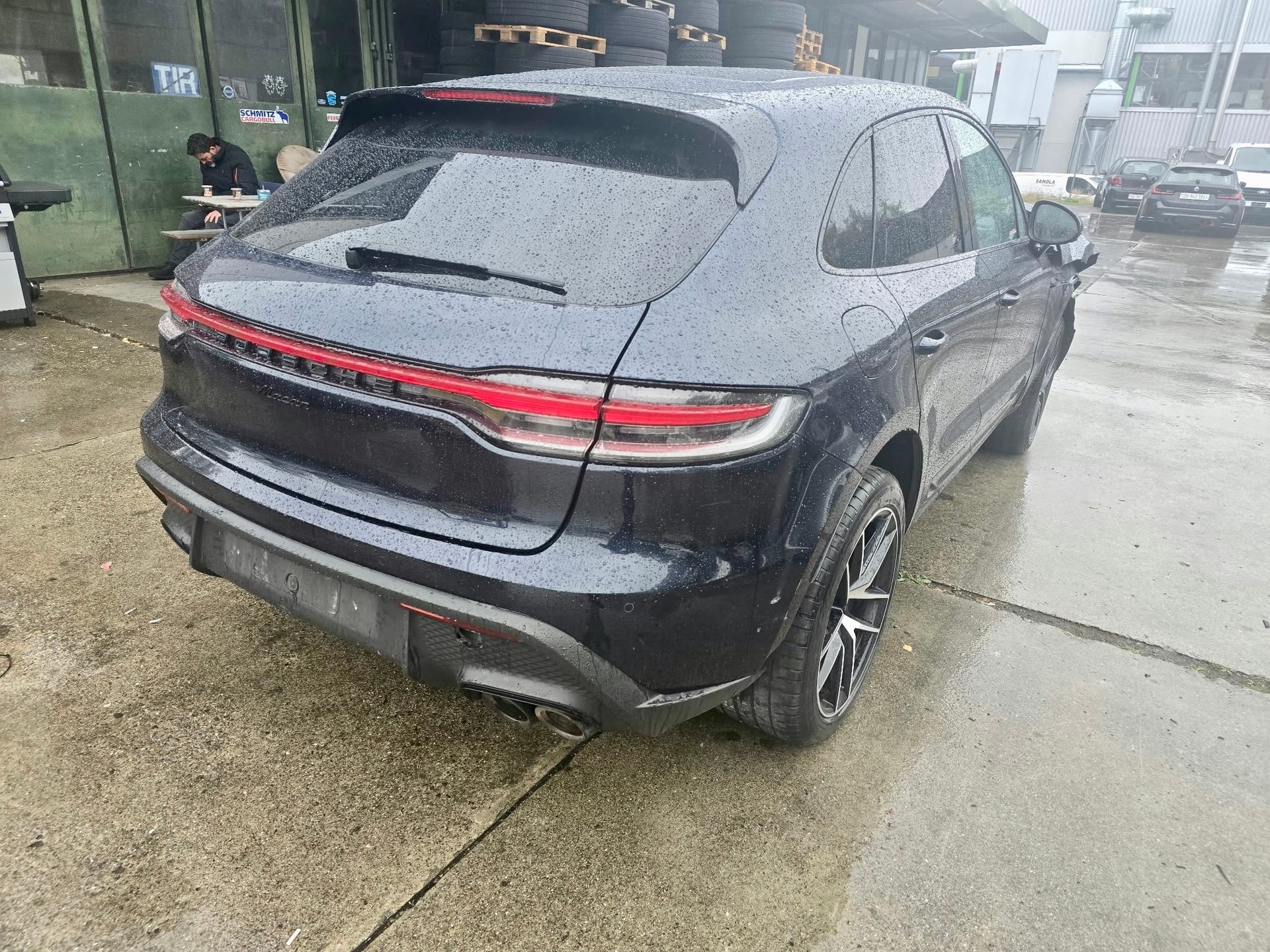 PORSCHE Macan PDK-image-2