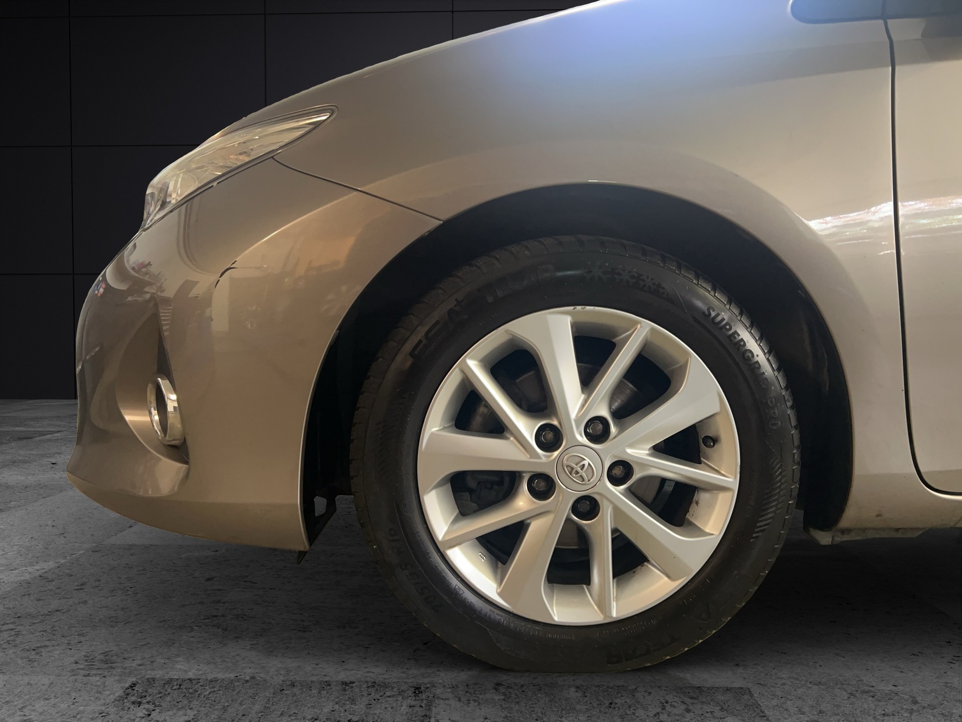TOYOTA Auris Touring Sports 1.6 Terra-image-15