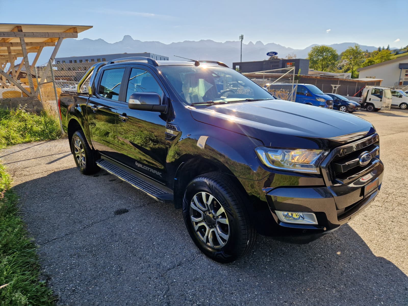FORD Ranger Wildtrak 3.2 TDCi 4x4 A-showroom-element-2