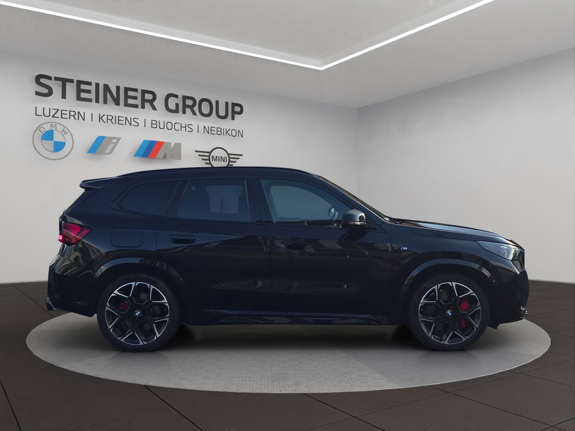 BMW X1 xDrive M35i-image-3