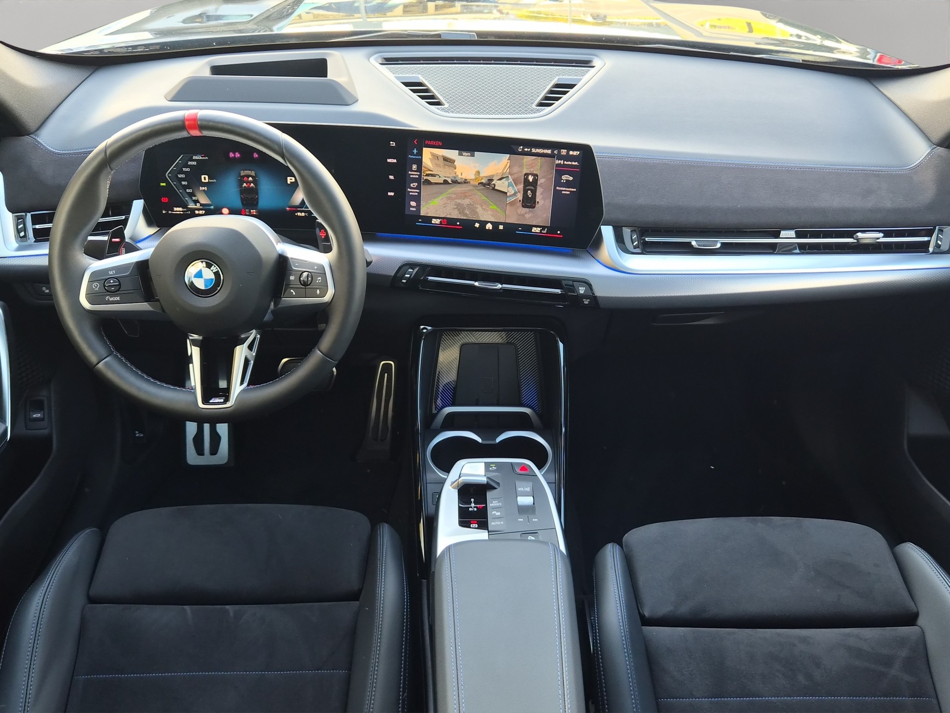 BMW X1 xDrive M35i-image-15