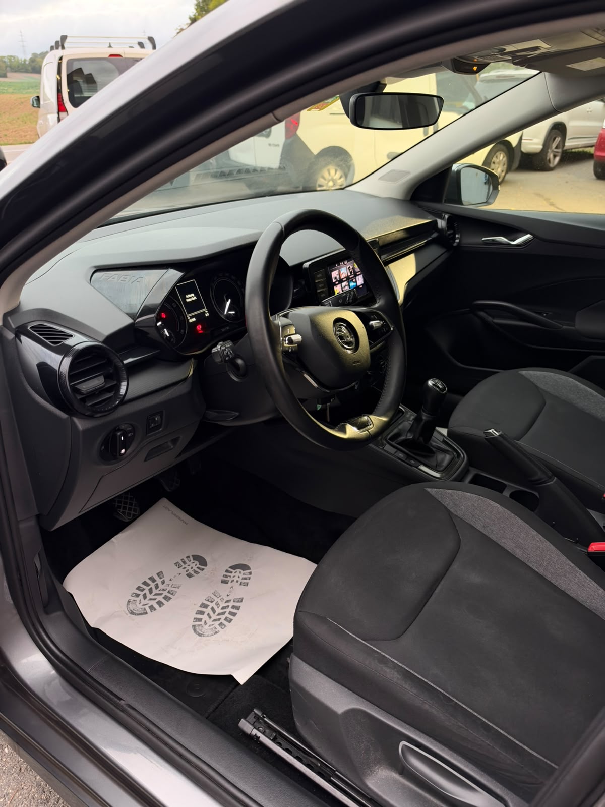 SKODA Fabia 1.0 MPI Active-image-1