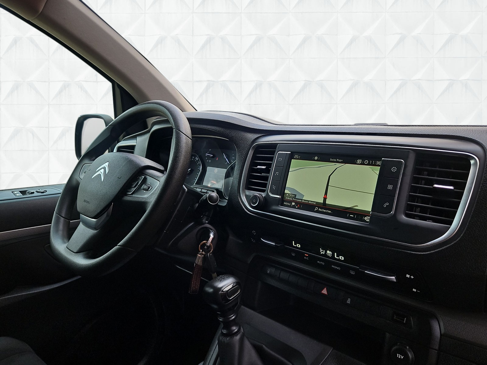 CITROEN Spacetourer 2.0 BlueHDi Feel XS-image-10