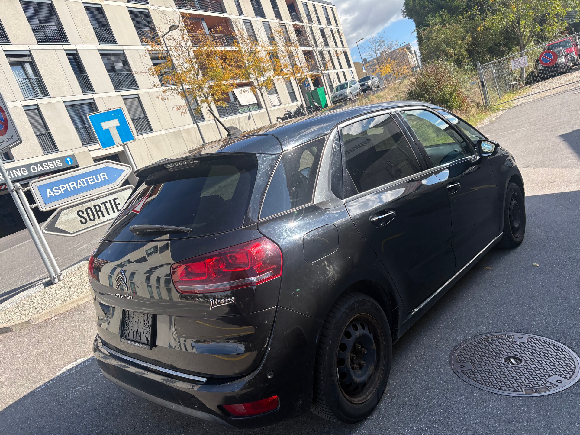CITROEN C4 Picasso 1.6i 16V THP Shine EAT6-image-2
