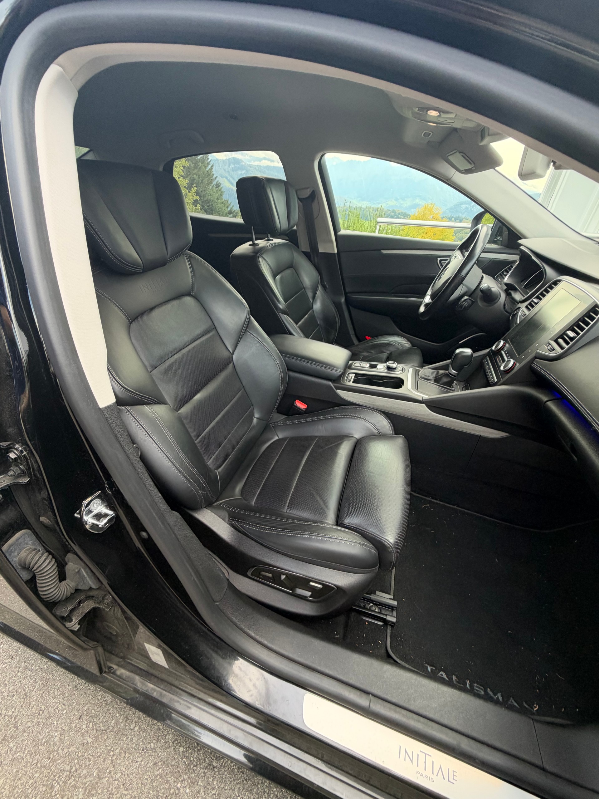 RENAULT 1.6 TCe Initiale-image-4