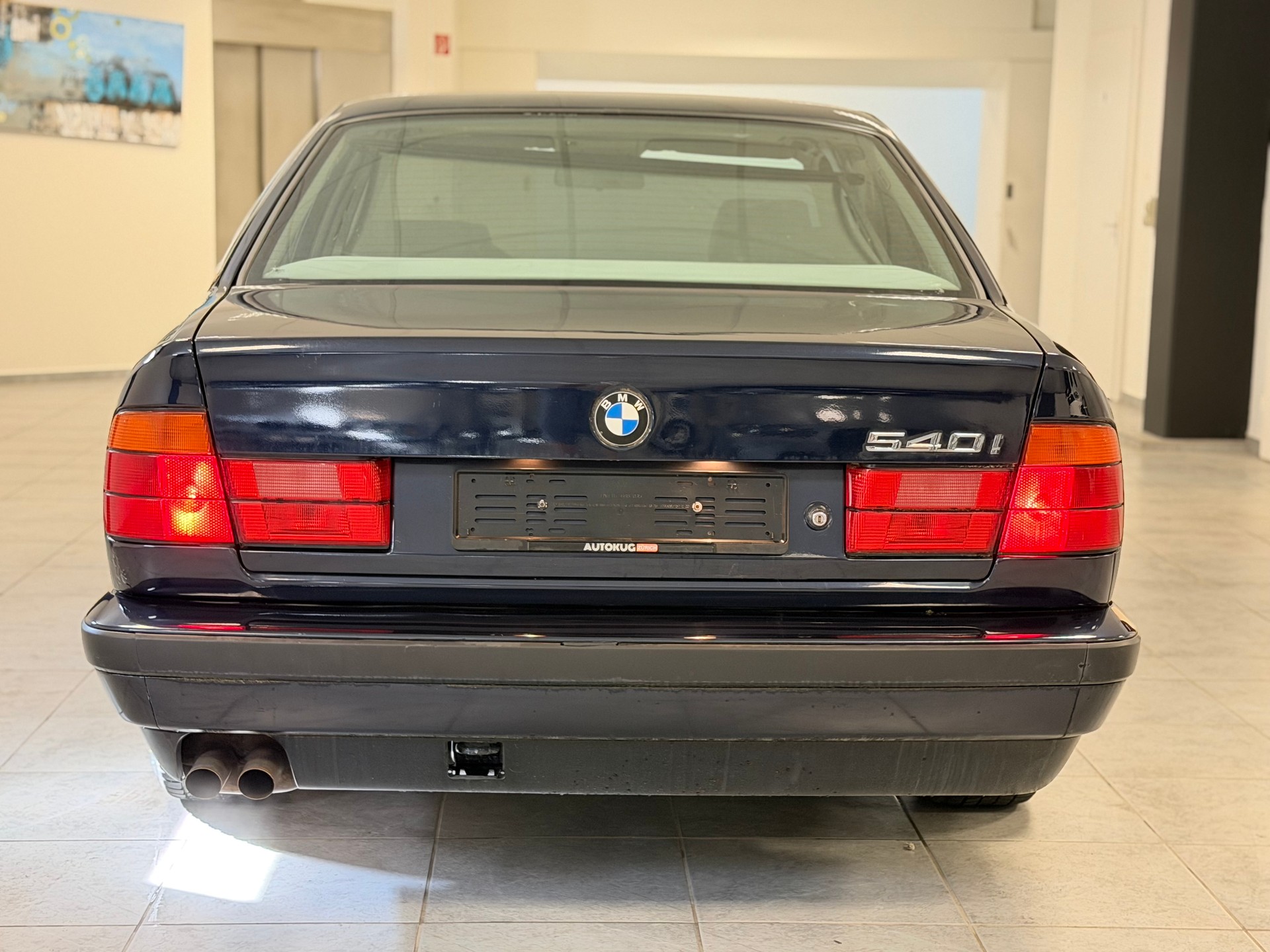 BMW 540i V8 A-image-15