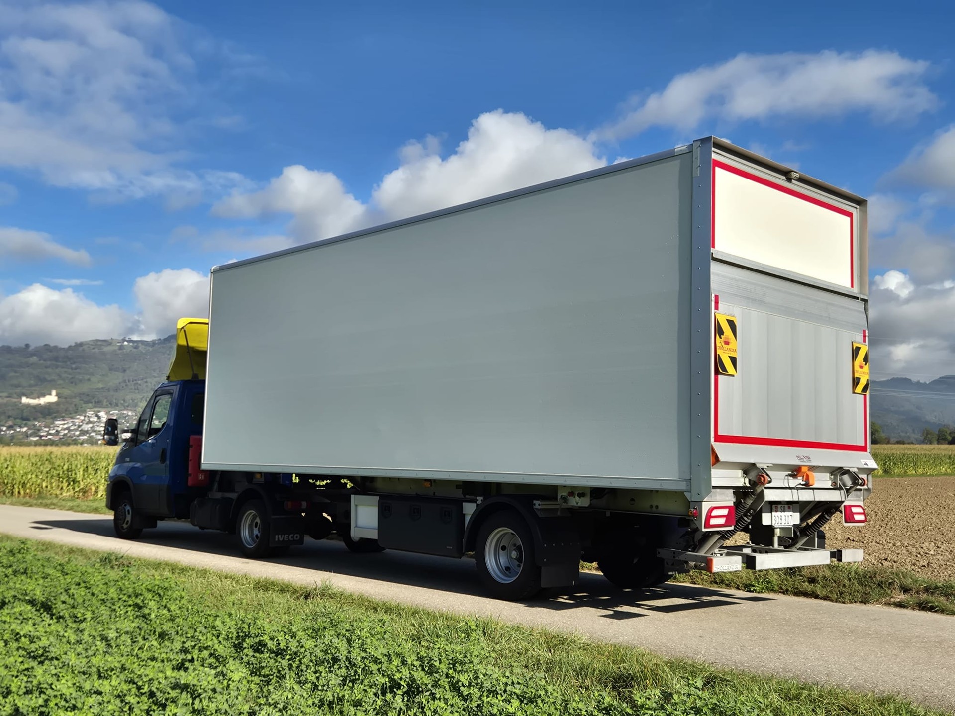 IVECO Sattelschlepper-image-1