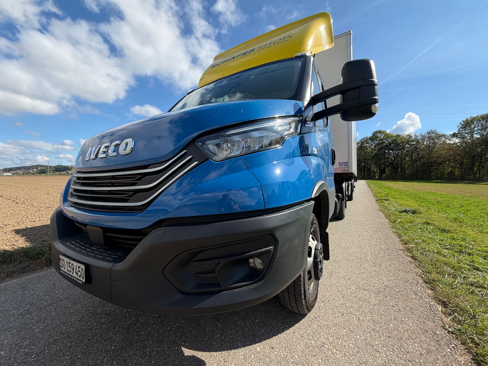 IVECO Sattelschlepper-image-2